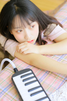 办公室激战漂亮女视频